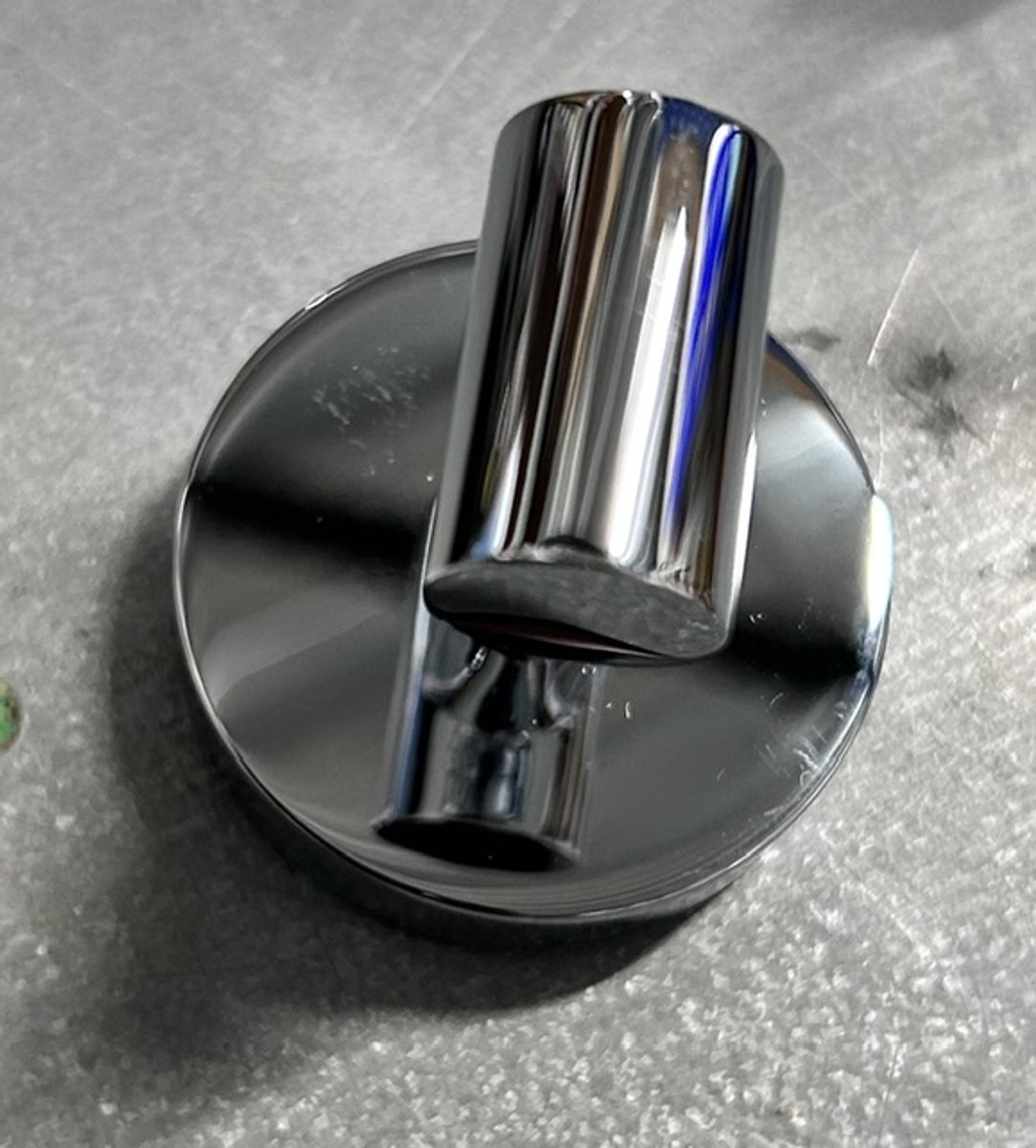 Royal Plaza Zelkova magnetische handdoekhaak voor radiator chroom