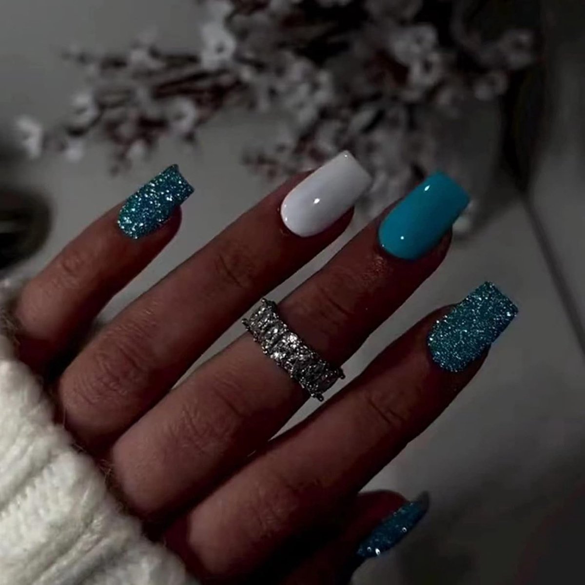 24 stuks korte kunstnagels, om op te plakken, vierkant, Franse blauw, wit, glitter, kunstnagels, glanzend, om op te plakken, voor vrouwen en meisjes