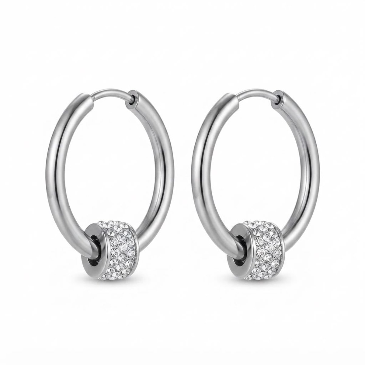Zilverkleurige Oorringen met Kristal Bedel – Dames Oorbellen 30 mm – 316L Chirurgisch Staal