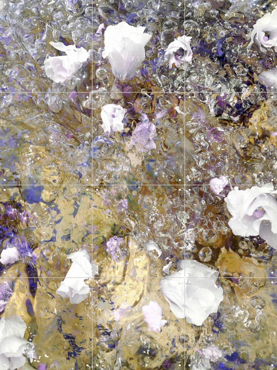 IXXI White Purple Gold, Angelo Cerantola - 60 x 80 cm - Gratis ophangtool - Grote wanddecoratie en posters - Fotografie, Gang, Trap