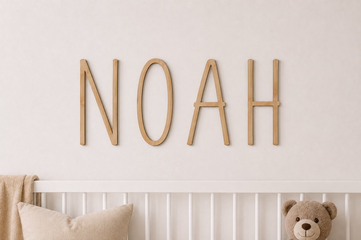Houten Naam Muurdecoratie Hoofdletters – Gepersonaliseerd – 50 x 30 cm – 5 mm Multiplex – Babykamer & Kinderkamer Decoratie/ baby