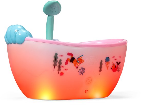 Roze babybadje met onderwaterprint, lichtjes en een mintgroene douchekop.