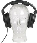 Zwarte Sennheiser HD 280 Pro koptelefoon op een glazen hoofd.