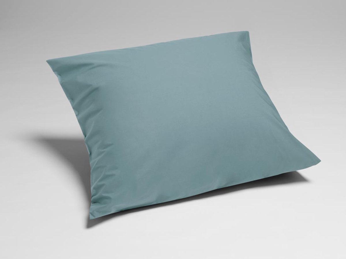 Yumeko kussensloop percal katoen petrol blauw 65x65 - Bio, eco & fairtrade - 1 stuk