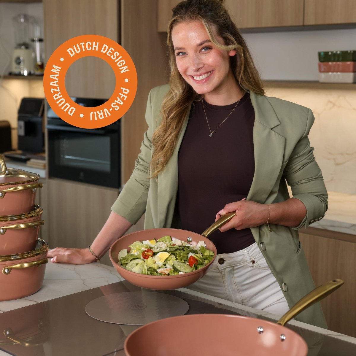 Cook & Pan Sienna Pannenset 9-delig PFAS vrij - Oud Roze met Gouden Handgrepen - Alle Warmtebronnen - Krasbestendige Anti Aanbaklaag - Vaatwasserbestendig - Gas, Inductie, Elektrisch, Oven - Pannen set - Koekenpan Wokpan Steelpan Hapjespan Kookpot – foto 8
