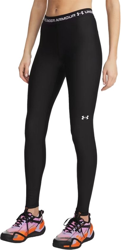 Zwarte Under Armour legging met witte band met logo en logo op de knie.