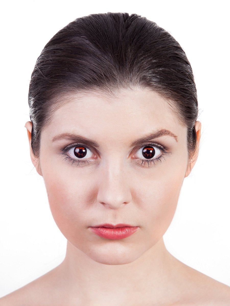 Bloedend Oog Zwart Contactlens Met Sterkte