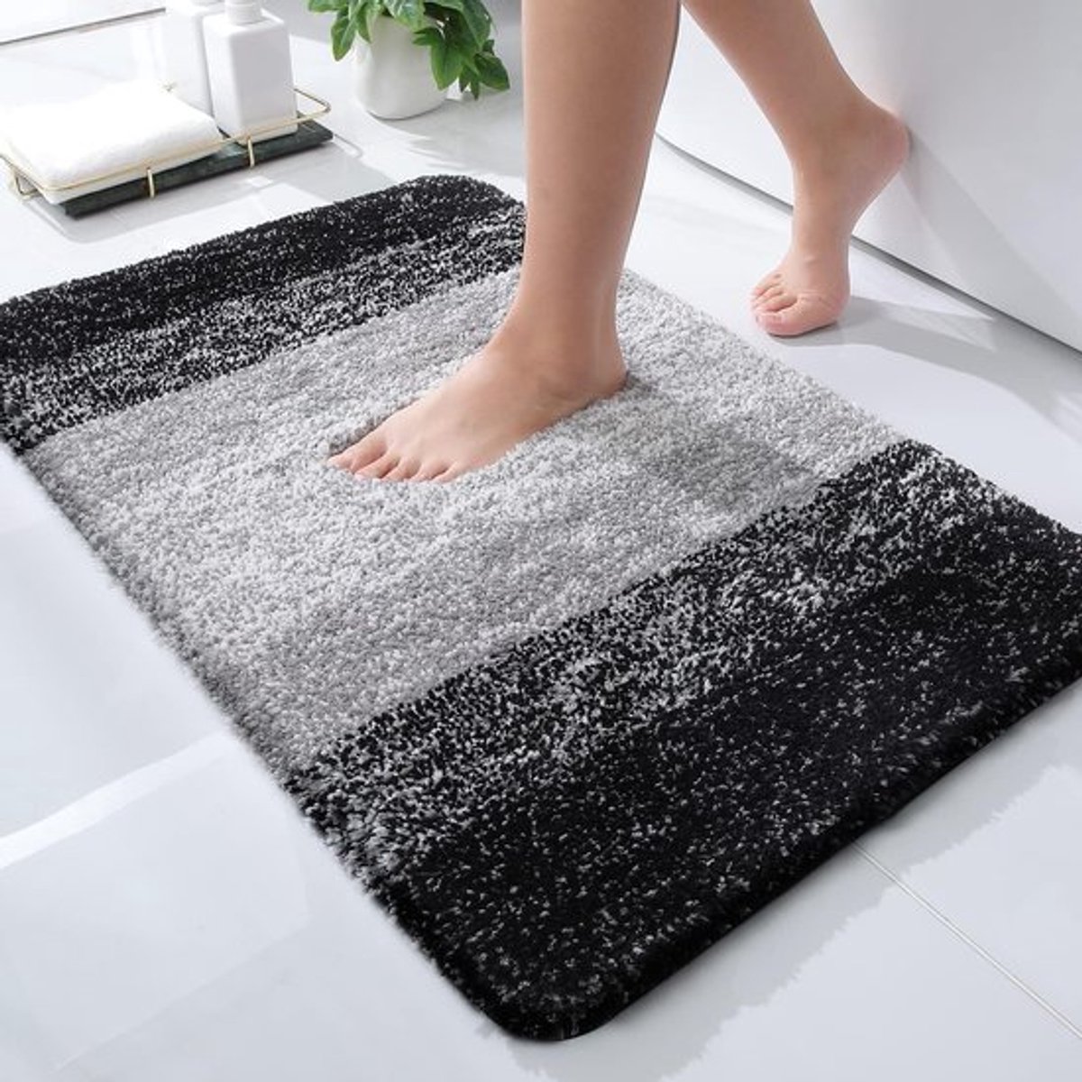 Badmat Antislip - Zacht Microvezel - 40 x 60 cm - Hoogpolig - Absorberend - Duurzame TPR Onderzijde - Badkamerkleed
