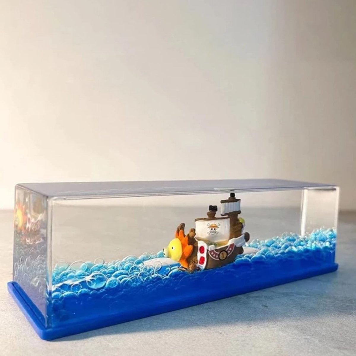 Ship Fluid Drift Bottle, Thousand Sunny Ship in Glass, Unsinkable Boat In A Box, Acrylic Pirate Model Ship, Stress Relief, Ship in Bottle for Office and Home Decor