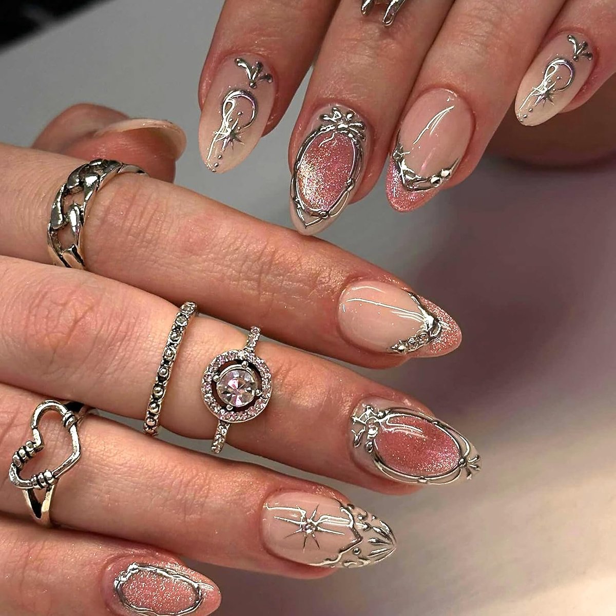 24 stuks kunstnagels om op te plakken, medium amandel, natuurlijke kattenoog, kunstnagels, nude roze, Franse vingernagels om op te plakken, glanzende volledige cover kunstnagels voor vrouwen en