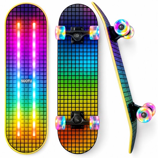 Drie skateboards met regenboogkleurig rasterpatroon en lichtgevende elementen.
