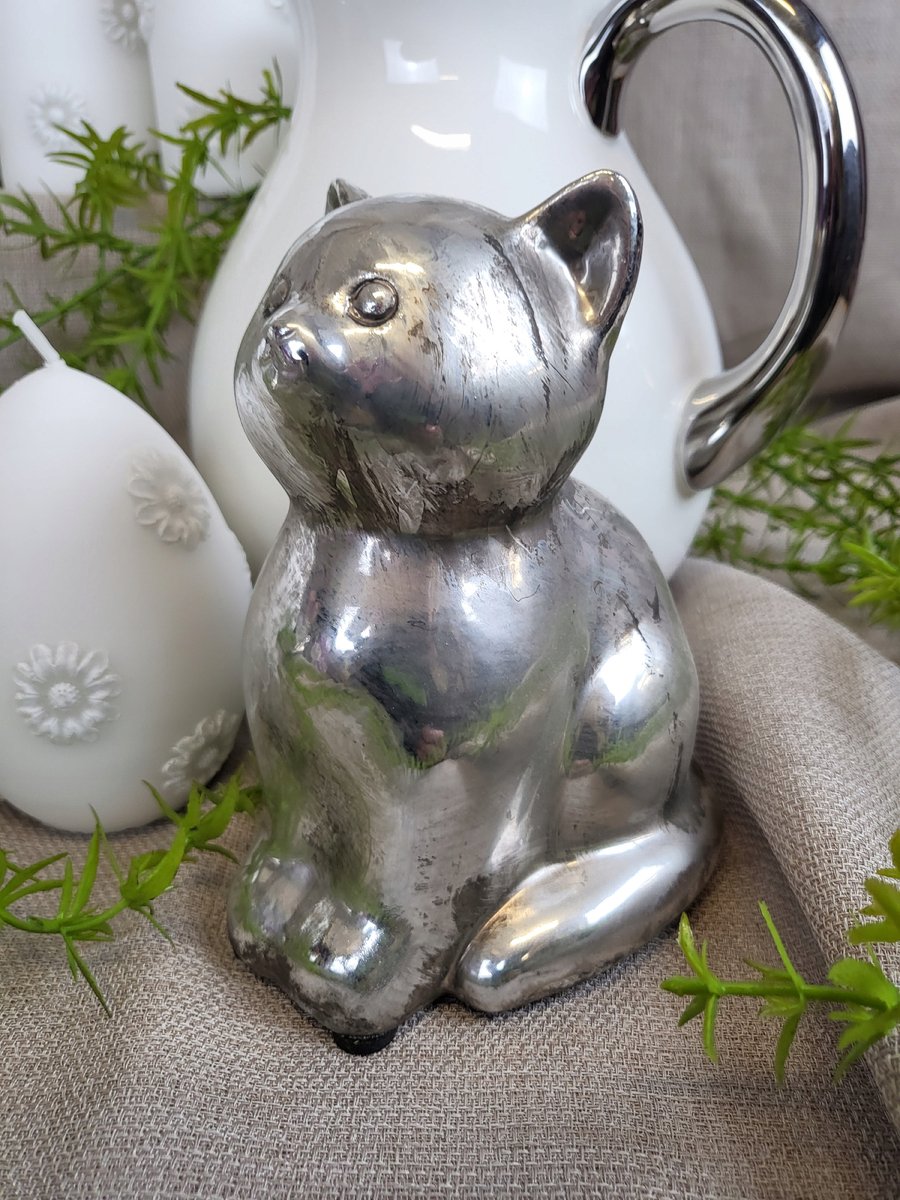 Zilverkleurige Keramische Kattenbeeldje - Charmant Decoratief Figuur
