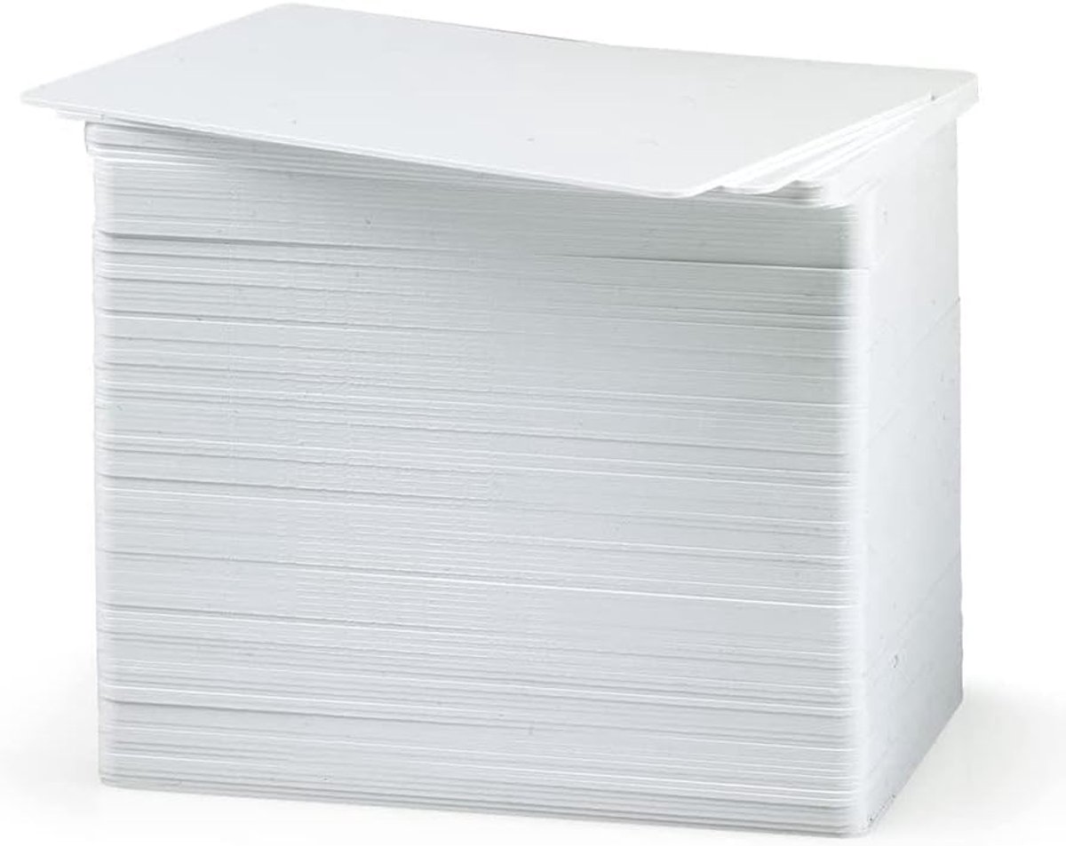Kaarten wit blanco kaarten in EC-kaartformaat voor identiteitskaarten betaalkaarten en bankkaarten gezondheidskaarten
