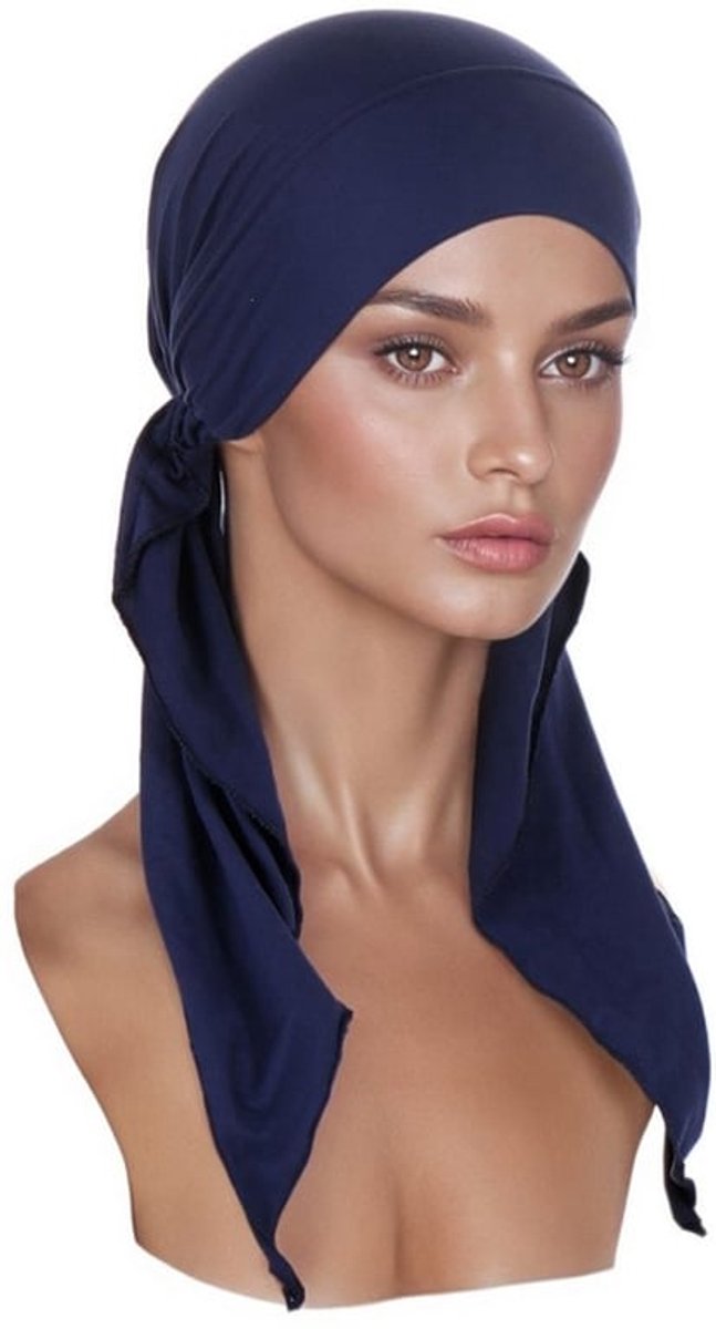 Hoofddoek/hoed, gebogen hoed, marineblauwe hoofddoek/hoed, dameshoed, lange staarthoed, modieuze hoofdbedekking voor vrouwen.
