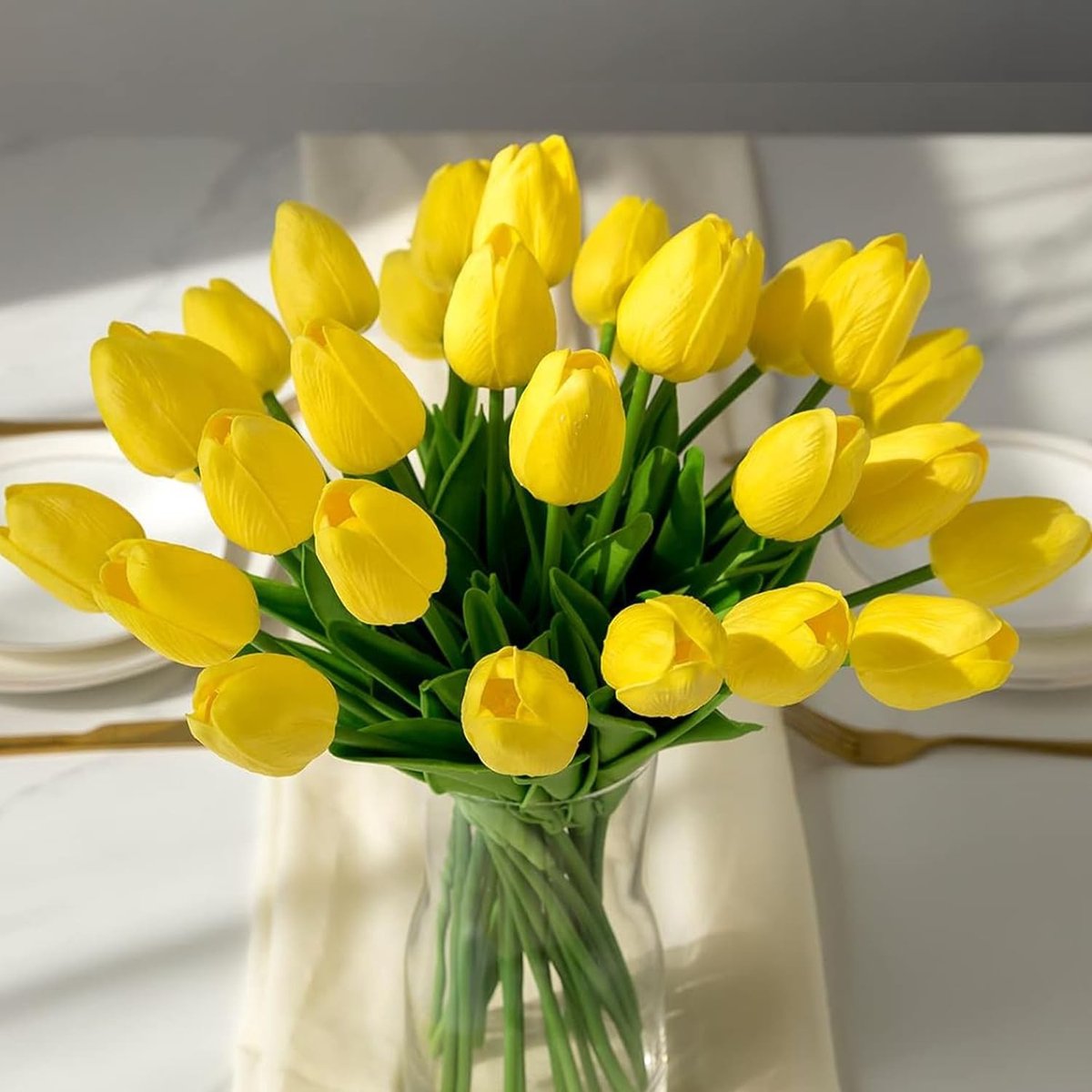 Dailygoods- Kunsttulpen 15 Stuks - Realistische Kunstbloemen - Latex Tulpen - Bruidsboeket - Woondecoratie - Onderhoudsvriendelijk - Nep Bloemen
