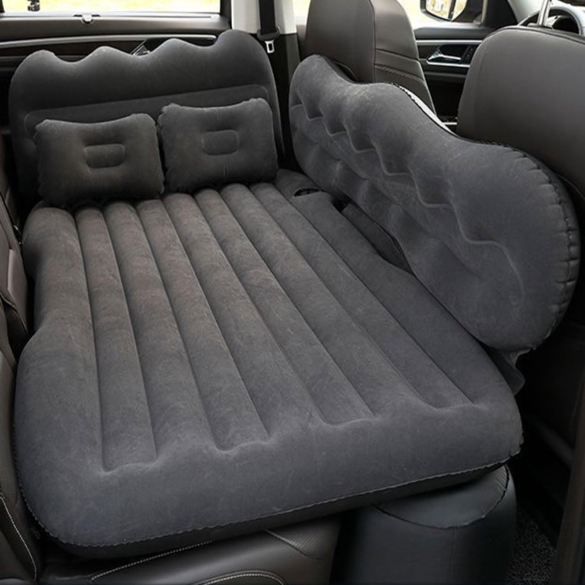 Auto luchtmatras - Opblaasbaar bed - Comfortabel reizen - Inclusief 2 kussens - 135 x 80 x 50 cm