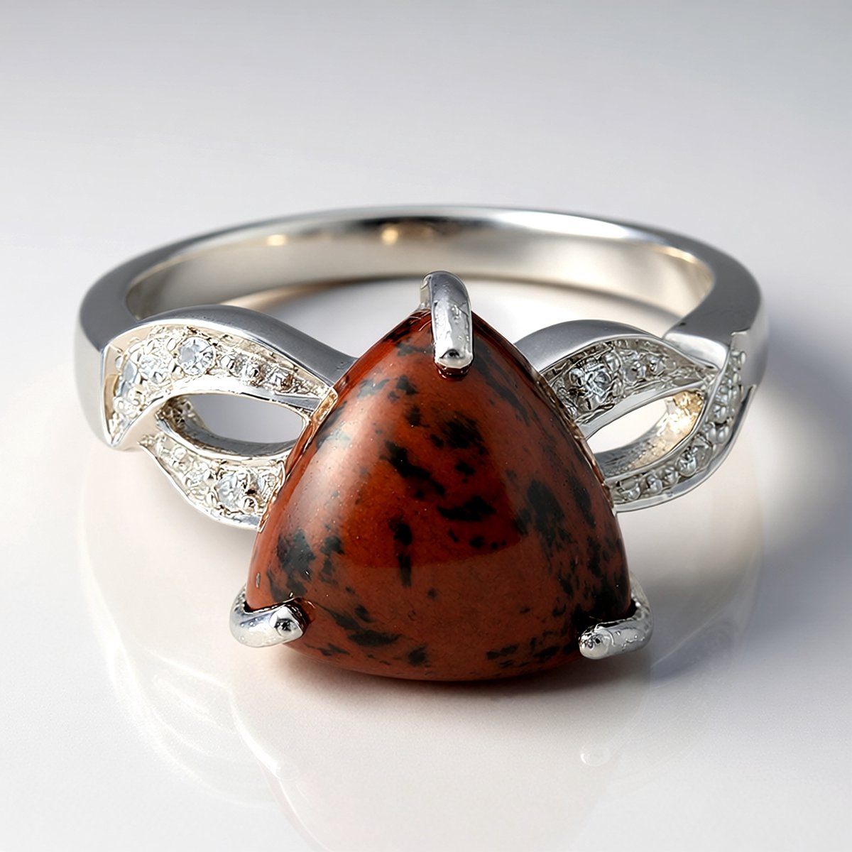 Cavill - Zilveren Ring met Mahonie Obsidiaan 5,39 ct - 925 Sterling Zilver - Trilliant Cabochon - 6 Cambodjaanse Zirkonen - Stijlvol Unisex Sieraad