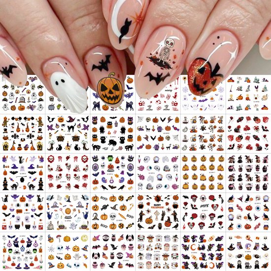 Diverse Halloween-nagelstickers met pompoenen, spoken, vleermuizen, skeletten en katten.