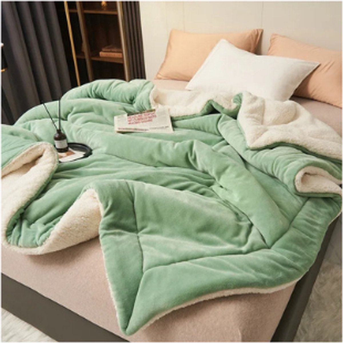 Dekbed- Winterdeken Luxe Dubbelzijdige-Melkfluweel + Lammerfluweel deken- Anti-statische Rand- 180x200cm-GROEN.