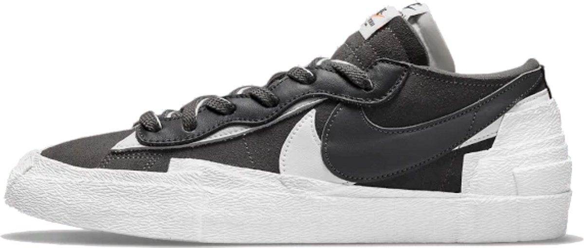 Nike Blazer Low sacai Iron Grey