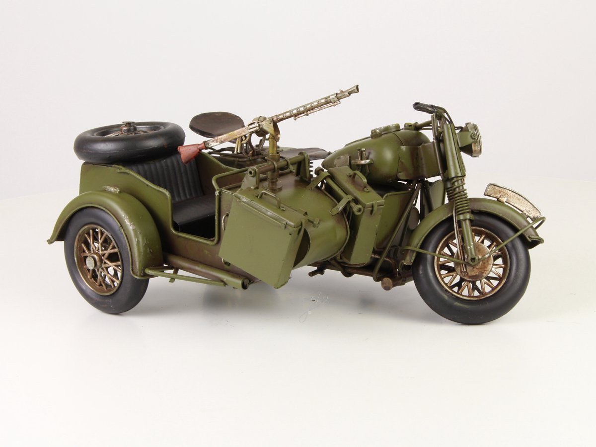 Charmant oldtimer modelauto van metaal – decoratieve blikvanger voor huis en kantoor