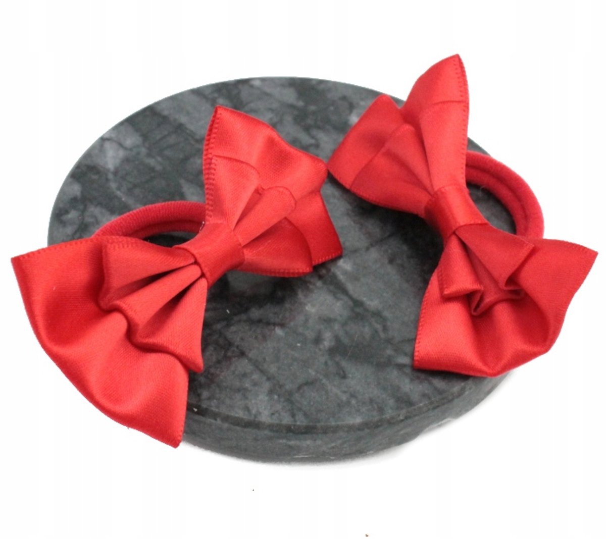 Rode Satin Haar elastiekjes met Strikken - 2 stuks, 6,5 cm