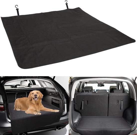 Tapis de coffre noir, vue de dessus. En bas : un golden retriever sur le tapis dans un coffre ouvert, et un coffre vide avec le tapis.