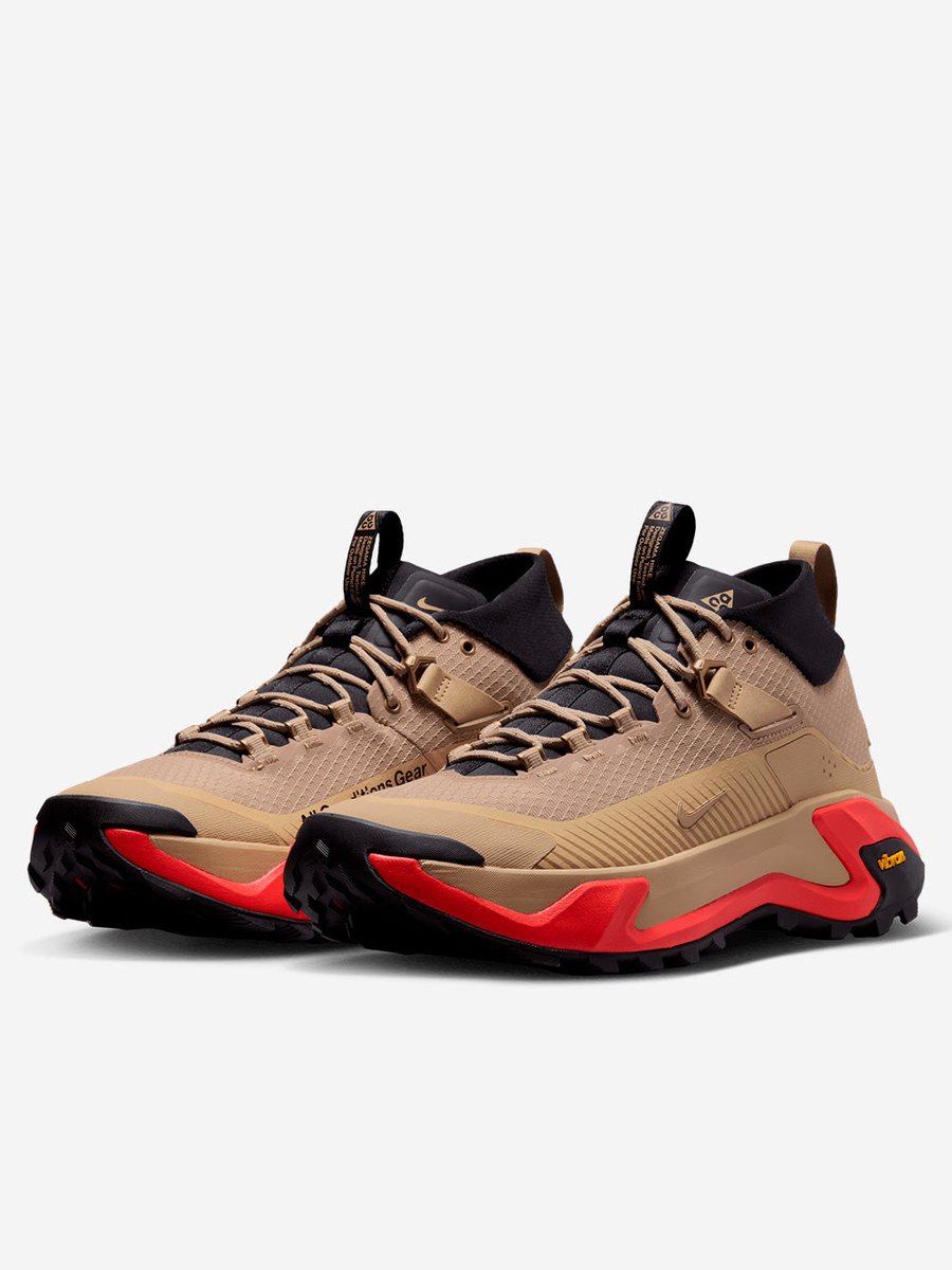 Nike ACG Zegama Hike – British /Linen/Light Crimson/British ACG Zegama Lifestyle Heren Sneakers voor Mannen Bruin