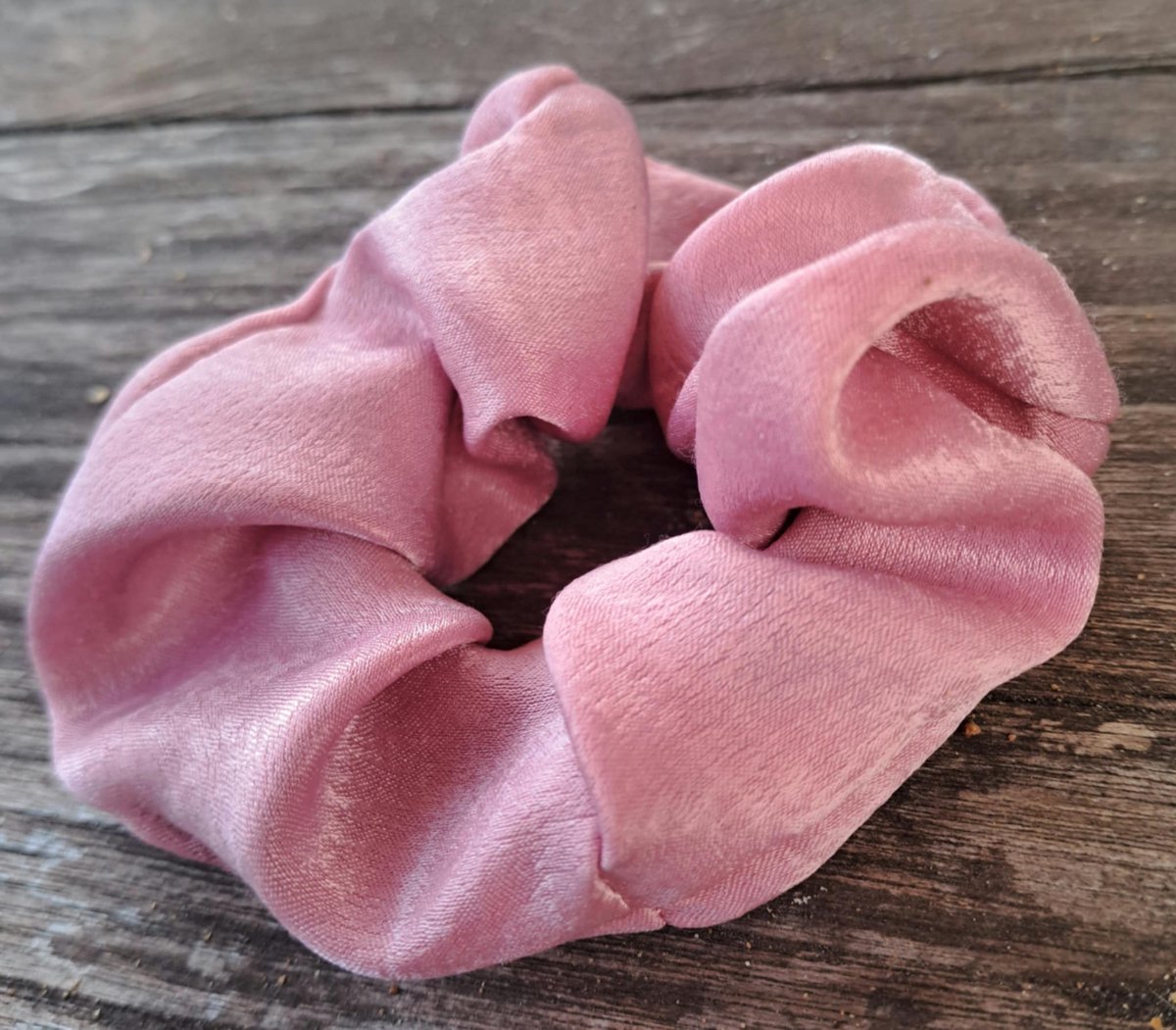 Scrunchie Rose | Scrunchie