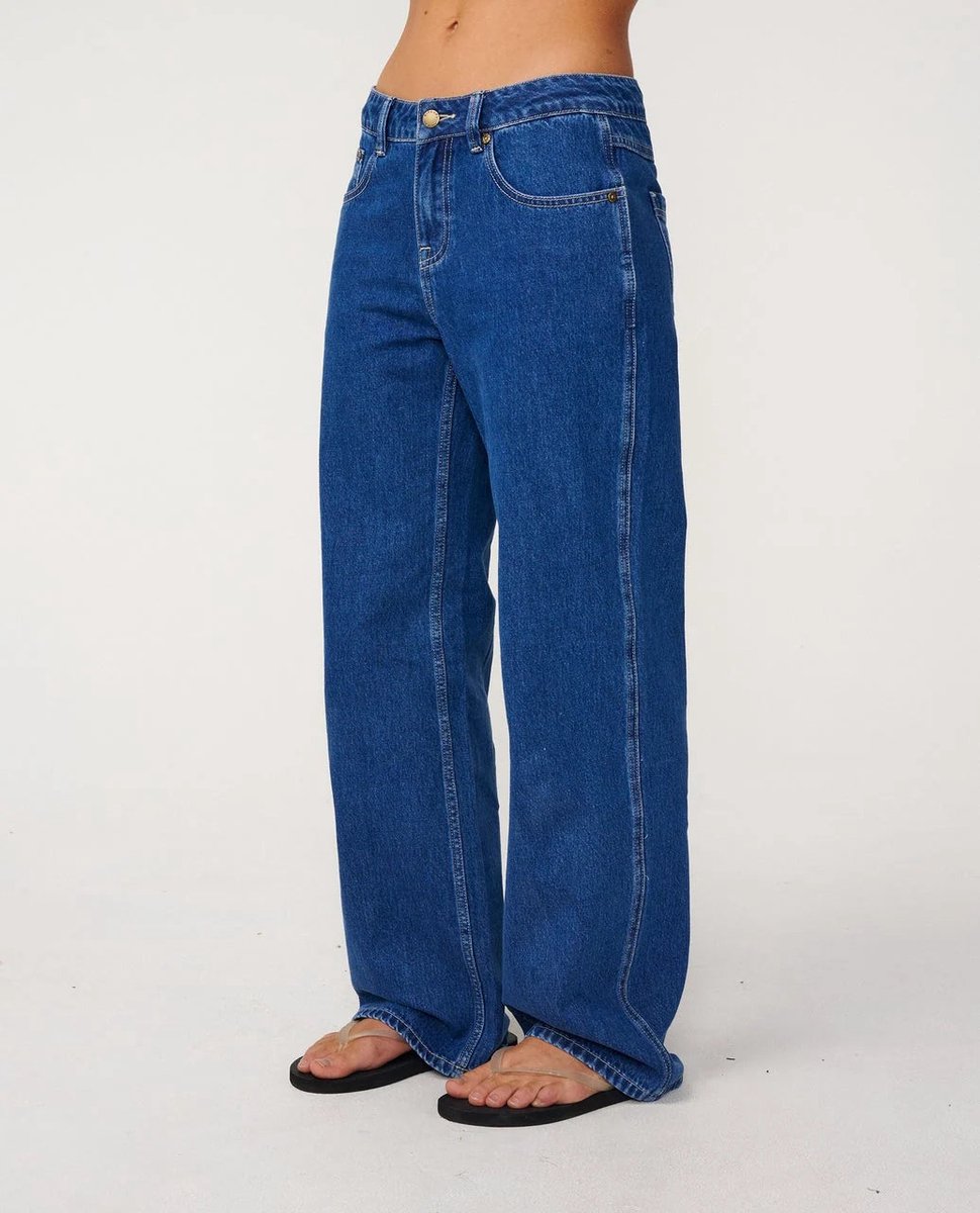 Rip Curl Aggie Relaxed Jeans Mid Blauw