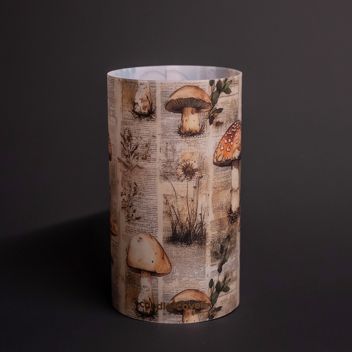 Candle-Cover - Mushrooms - trendy omhulsel voor (oplaadbaar) theelicht en waxinelicht - windlicht - 9 cm rond - 16 cm hoog