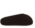 Zool van bruine Birkenstock Arizona slippers met golvend patroon.