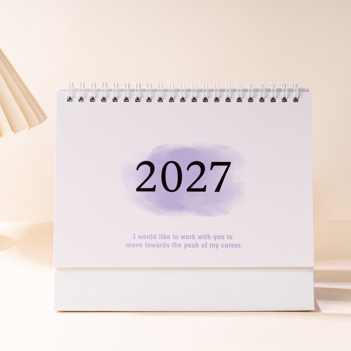 Bureaukalender 2026-2027 – Juli 2026 t/m December 2027 – Spiraalgebonden Tafelkalender – Opvouwbare Bureauplanner met Maandoverzichten, Takenlijst en Notitieruimte – Paars – 1 Stuk