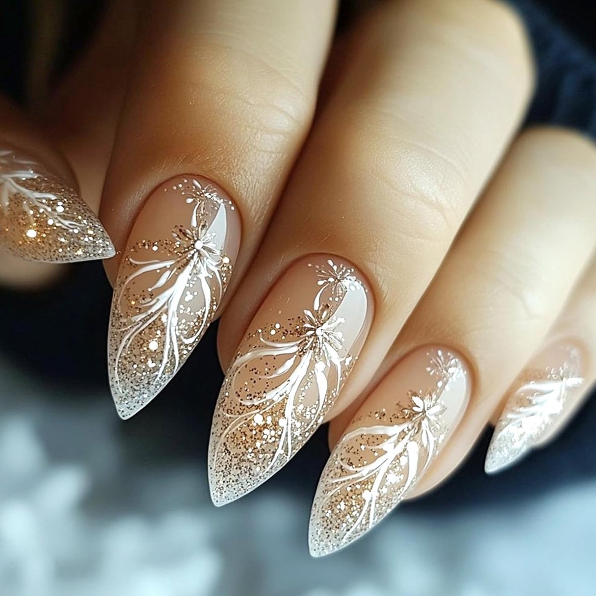 SnelShoppen - 24-delige Franse persnagels, amandelvorm goud glanzend, ballerina stiletto, zelfklevende acryl nagels, volledige dekking, voor feest en