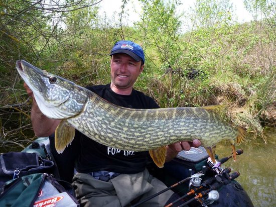 Sonic Braid Low Vis Green - Gevlochten Lijn - met Dyneema - Vislijn - Visdraad - 0,22mm 20,20kg 110m van sonic — afbeelding 2