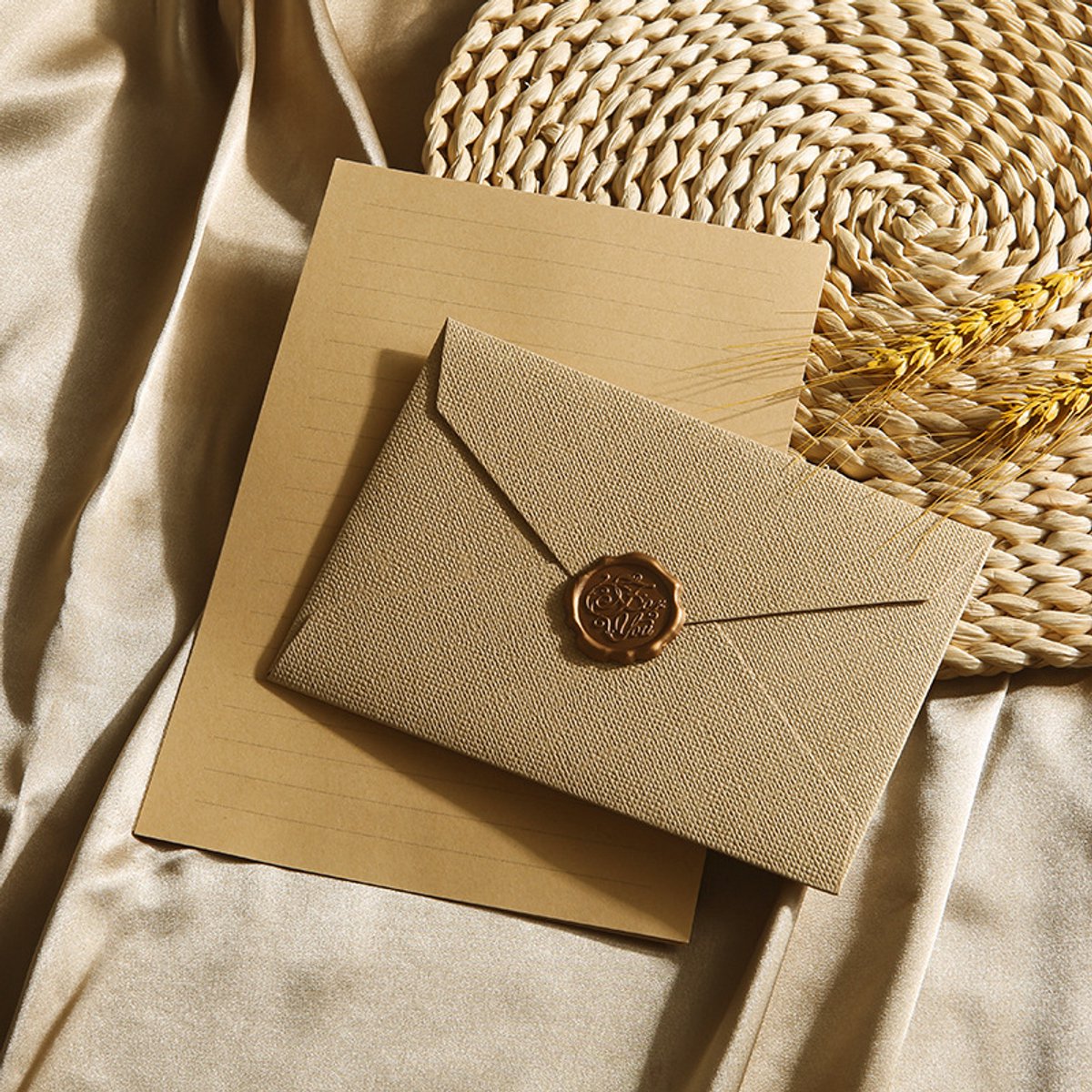 Luxe 6-delige set van enveloppen en briefpapier met linnenstructuur en lakzegels – perfect voor doe-het-zelfprojecten, huwelijksuitnodigingen, bruiloften op het gemeentehuis, foto's en ansichtkaarten.-Grijs