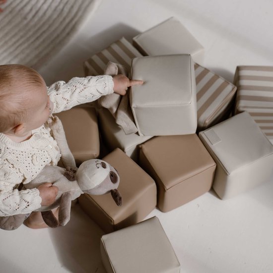 HENVAE® Stapelblokken 12-delig inclusief opbergtas - Baby Speelgoed 6 maanden - Stapeltoren - Bouwblokken - Foam Blokken - Montessori Speelgoed - Educatief speelgoed - Sensorisch Speelgoed Baby - Kindercadeau - Speelblokken van Merkloos — afbeelding 4