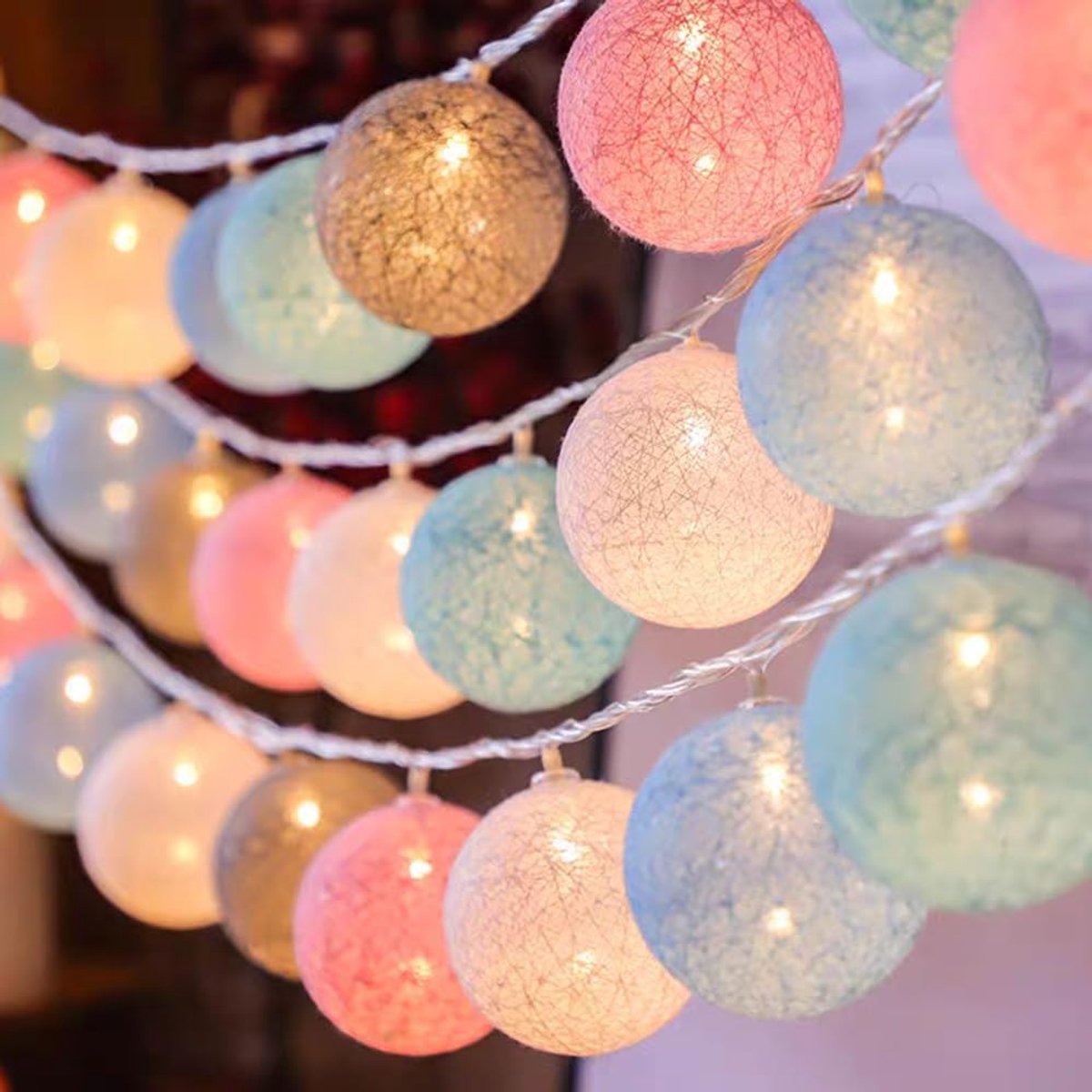 Katoenen Bal Kleurrijke Slingerlichten - 3m 20 LED - Binnen Fairy Lights met Aan/Uit - voor Slaapkamer, Feest, Thuisdecoratie - Meerkleurig - 1 Set