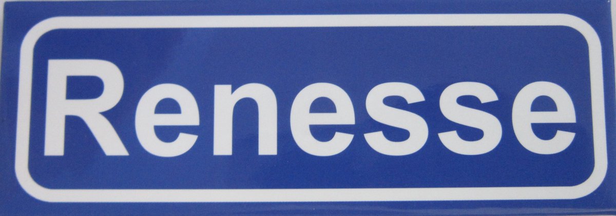Souv© - koelkast magneet - plaatsnaam bord - kombord - souvenir - koelkastmagneetje - relatiegeschenk Renesse