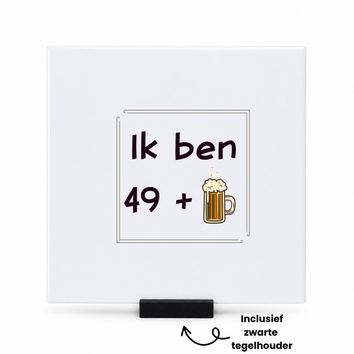 Hacebo 50 jaar Sarah en Abraham cadeau tegeltje met tegelhouder - Verjaardag cadeau - Papa - collega - tegeltjes met tekst - Grappige tekst - spreuktegels - 15x15 CM Wit