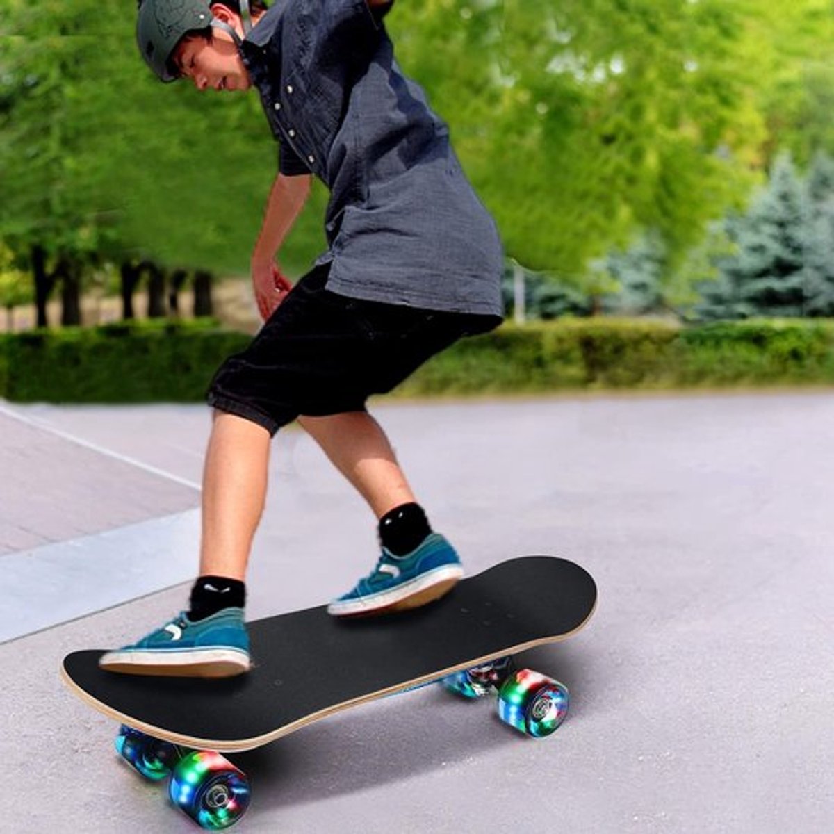 Skateboard 9 lagen esdoorn - Skateboard voor kinderen/tieners - Skateboard volwassenen - Skateboard wielen met knipperlicht - Skateboard bescherming - Draagvermogen tot 100 kg - Skateboard Voor Beginners