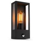 Zwarte, rechthoekige buitenwandlamp met een glas-in-lood-effect en een zichtbare E27 gloeilamp.