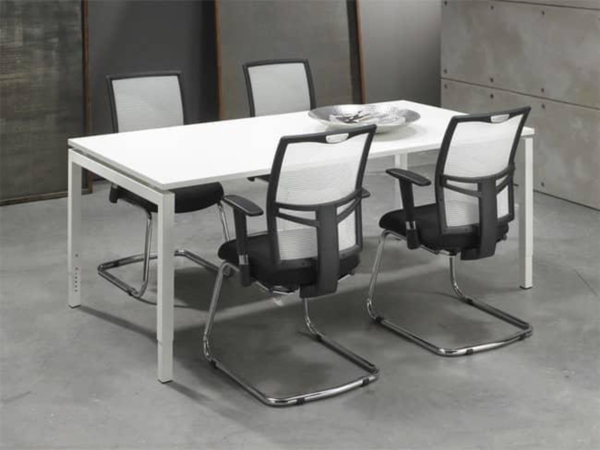 Bureautafel of vergadertafel Kubus 180x90cm breed 180CM diep 90CM hoogte bladkleur Licht Eiken framekleur Wit (RAL9010)