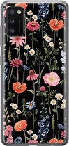 Samsung Galaxy A41 hoesje siliconen - Dark flowers - Soft Case Telefoonhoesje - Bloemen - Zwart