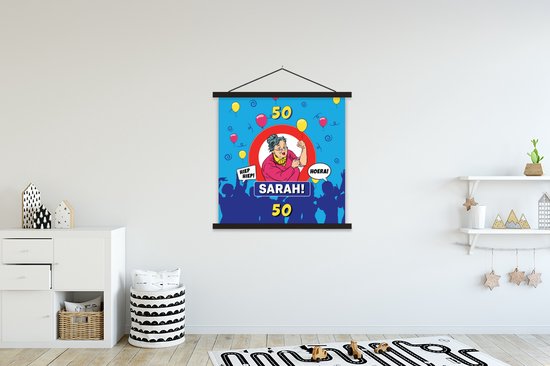 Porte-affiche avec affiche - Affiche scolaire - Anniversaire - 50 ans de Sarah - Anniversaire - 90x90 cm - Lattes noires