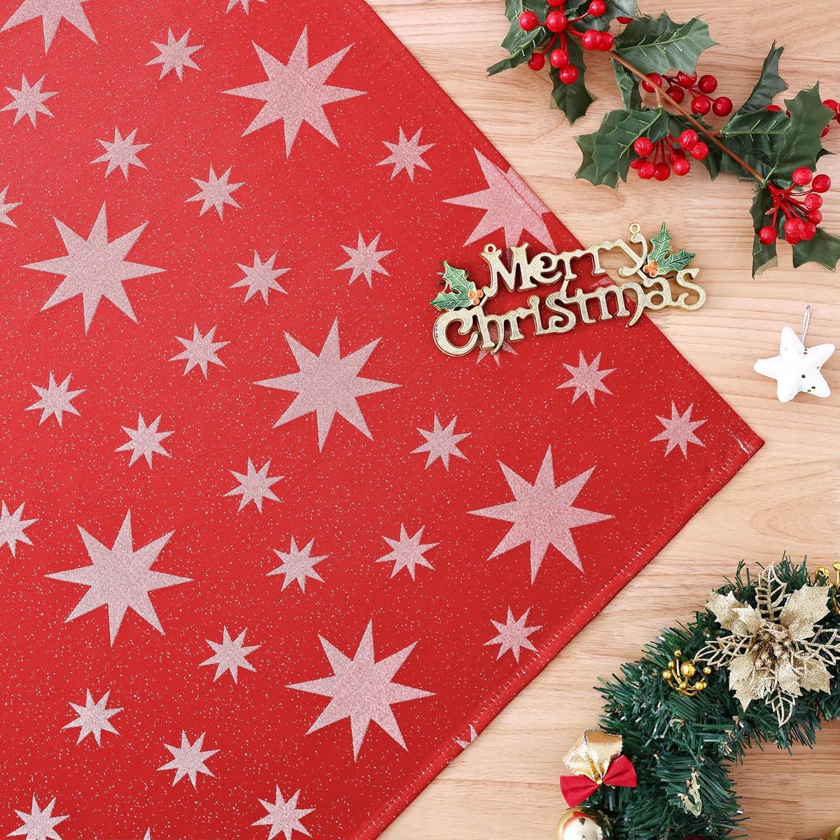 Kerst Tafelloper Rood met Witte Sterren - Waterafstotend & Vlekbestendig