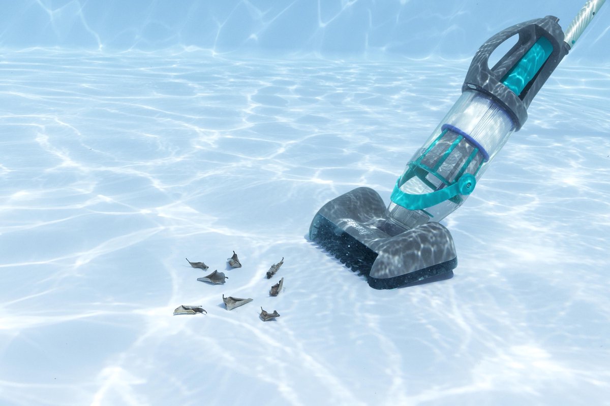 Bestway AquaGrip Manual Rechargeable Pool Vacuum