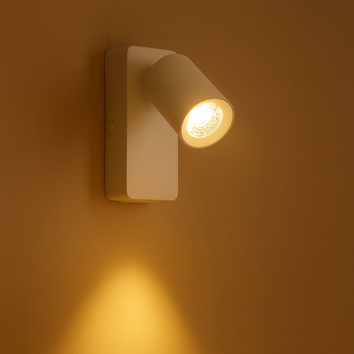 Bedlamp - Wandlamp | Wit | GU10 fitting | USB en USB-C poort | KUNA