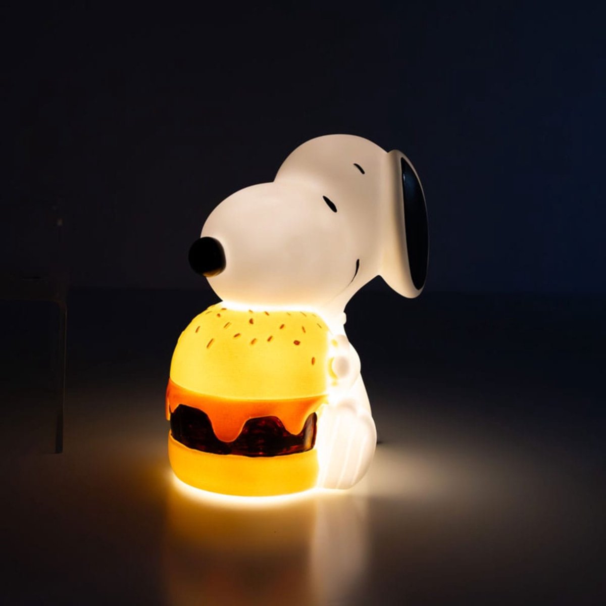 Mad Monkey Snoopy - Peanuts thumbnail 2