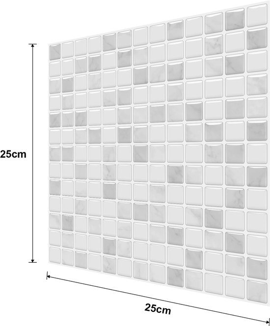 Een losse plaat van 25x25cm met mozaïektegels in wit en grijs marmerpatroon.
